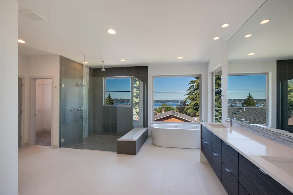 Custom Home Floor Plan - Master Bathroom